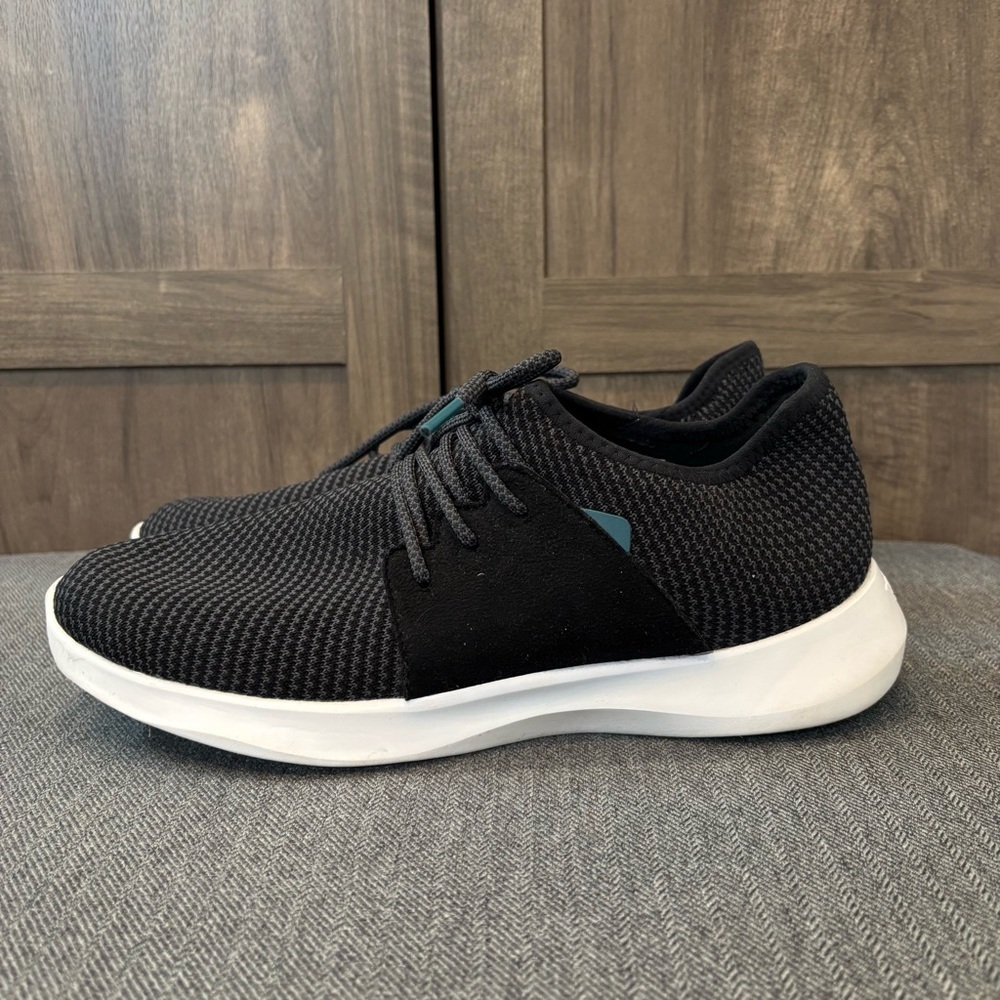 Vessi Everyday Classic Sneakers Black size 9